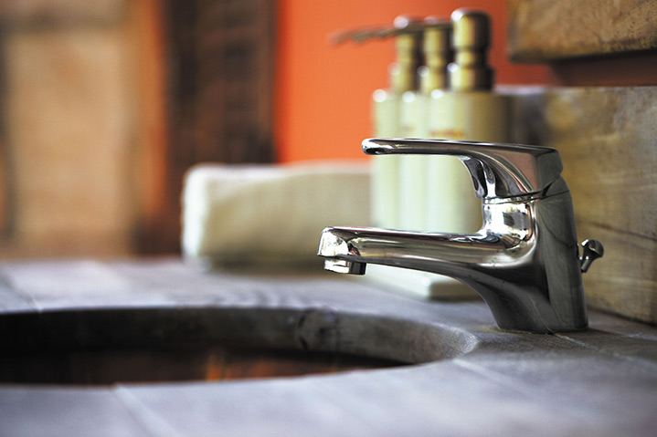 A2B Plumbers are able to fix any leaking taps you may have in The Wrythe. 